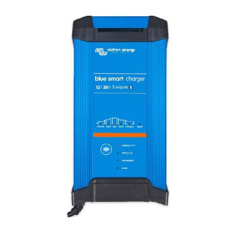 Blue Smart IP22 Charger 12/15 230V